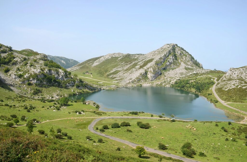 12 Overrated U.S. Cities to Visit in 2025