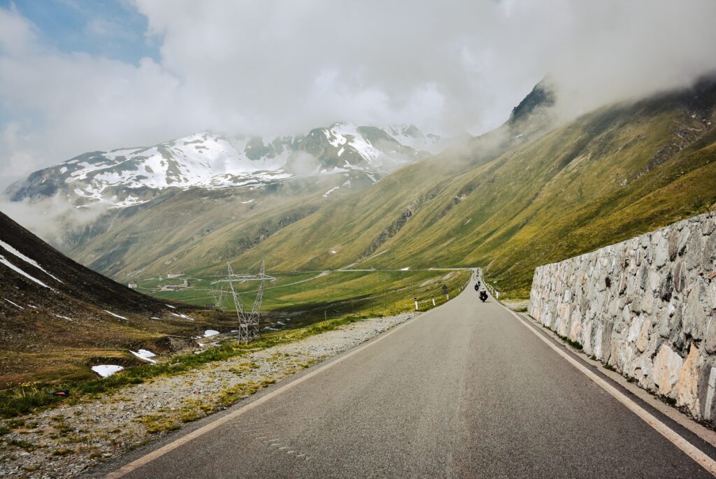 17 Breathtaking Road Trips in the USA You Can Take This Year